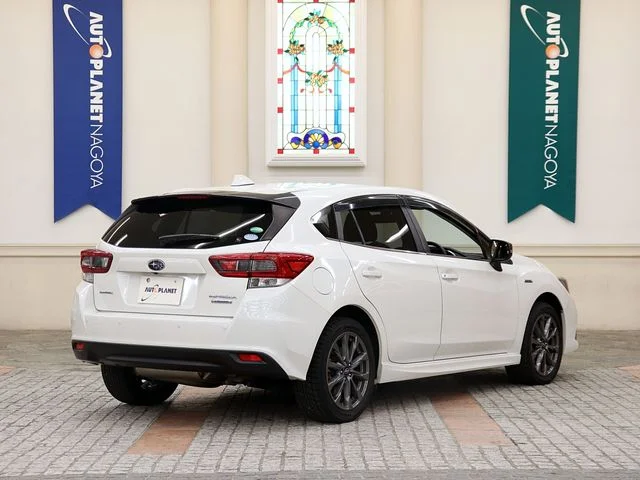 Subaru IMPREZA SPORT 4WD アドバンス photo 3