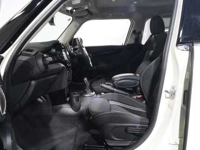 Bmw MINI COOPER S 5DOOR ベースグレード photo 4