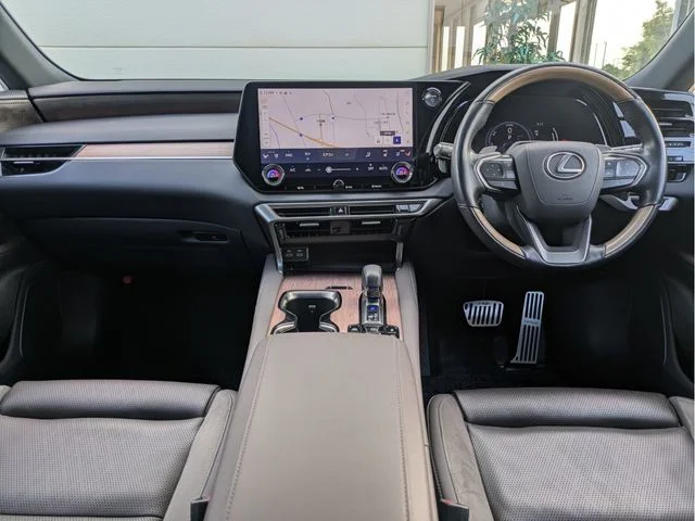 Toyota LEXUS RX450h+ バージョンL photo 2
