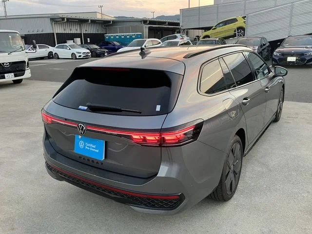 Volkswagen VOLKSWAGEN PASSAT wagon eハイブリッド　Rライン photo 3