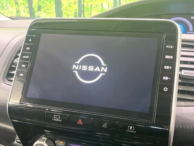 Nissan SERENA WG e−POWER　ハイウェイスター　V photo 3