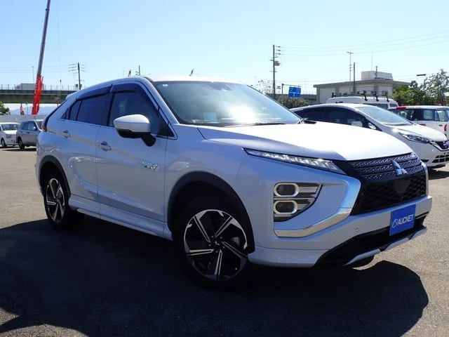 Mitsubishi ECLIPSE CROSS PHEV P 2022