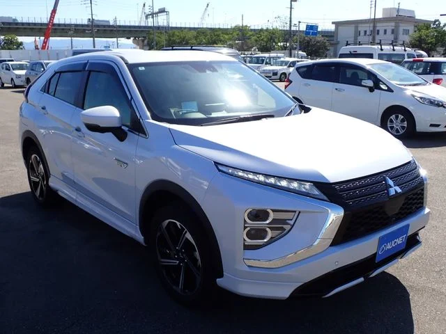 Mitsubishi ECLIPSE CROSS PHEV P photo 4