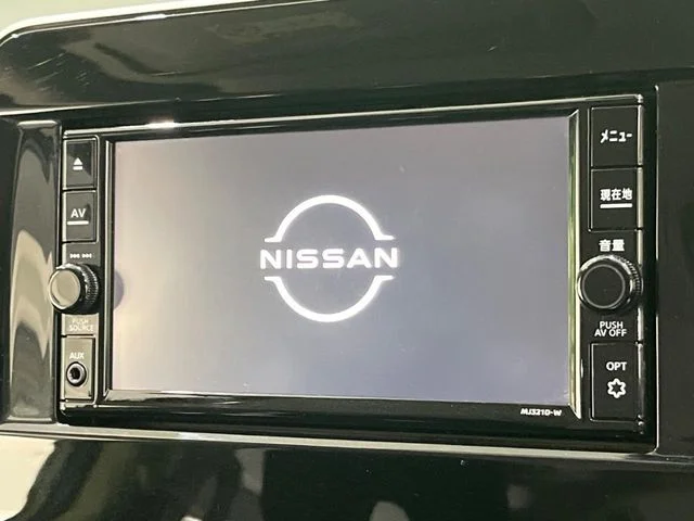 Nissan SERENA S-HYBRID ハイウェイスター　V photo 4