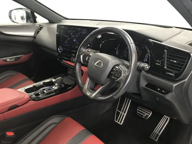 Toyota LEXUS NX350 AWD Fスポーツ photo 2