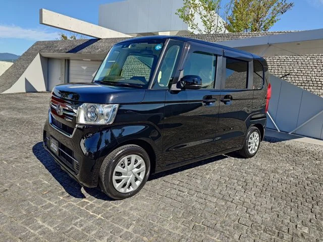 Honda N BOX G photo 2