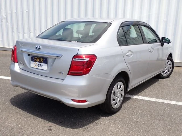 Toyota COROLLA AXIO HYBRID EX photo 3