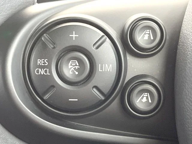 Bmw MINI COOPER D CROSSOVER オール4 photo 4