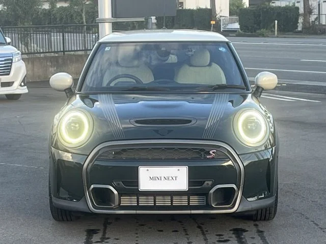 Bmw MINI COOPER S レゾリュート　エディション photo 4