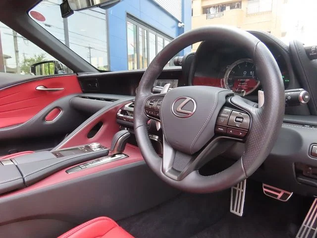 Toyota LEXUS LC500 Convertible ベースグレード photo 2