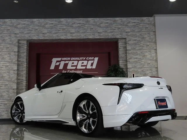 Toyota LEXUS LC500 Convertible ベースグレード photo 3