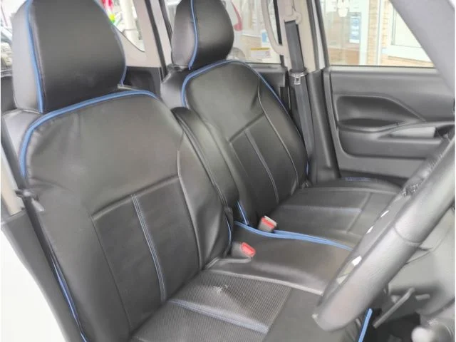 Mitsubishi DELICA MINI T　プレミアム photo 2
