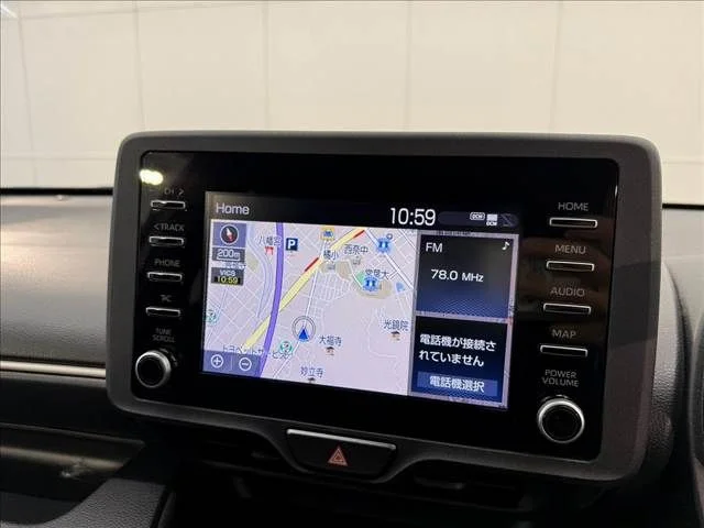 Toyota YARIS X photo 3