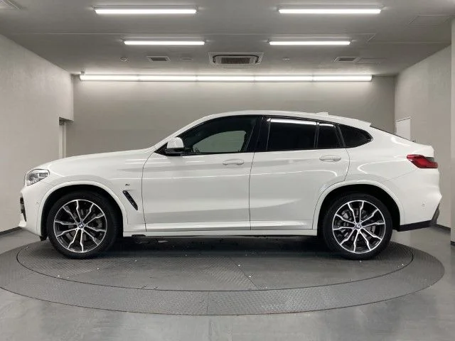 Bmw BMW X4 xDrive20d　Mスポーツ photo 3