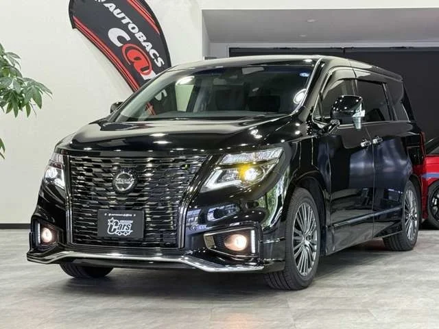 Nissan ELGRAND 4WD 250ハイウェイスターS　アーバンクロム photo 2