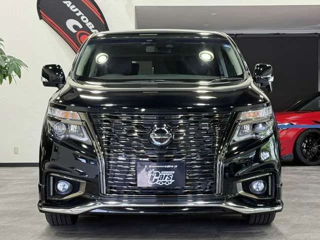 Nissan ELGRAND 4WD 250ハイウェイスターS　アーバンクロム photo 3