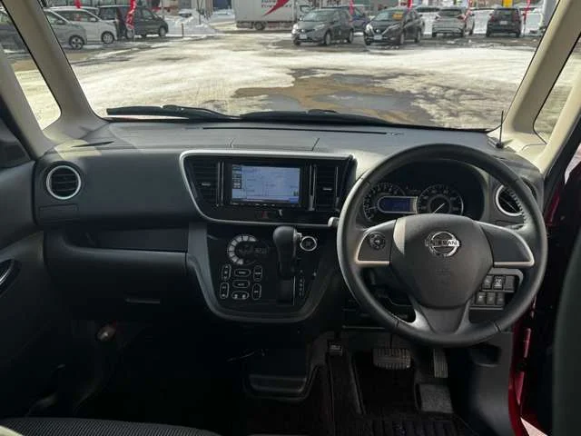 Nissan DAYZ ROOX 4WD ハイウェイスターX　ターボ photo 3