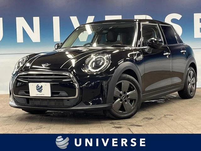 Bmw MINI COOPER D 5DOOR ベースグレード 2021