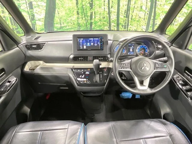 Mitsubishi DELICA MINI G　プレミアム photo 2