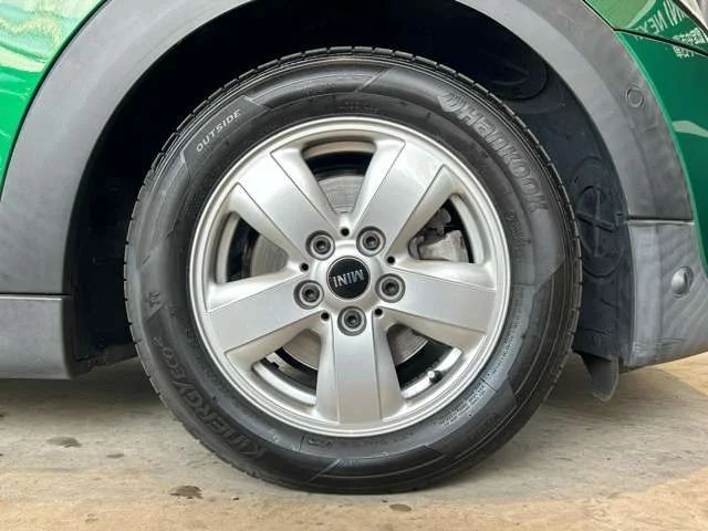 Bmw MINI COOPER D 5DOOR ベースグレード photo 2