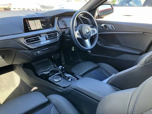 Bmw BMW 1series 118i　Mスポーツ photo 2