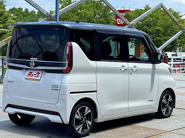 Nissan ROOX ハイウェイスターGターボPパイロED＿純 photo 3