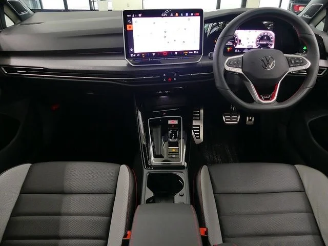 Volkswagen VOLKSWAGEN GOLF GTI ベースグレード photo 3