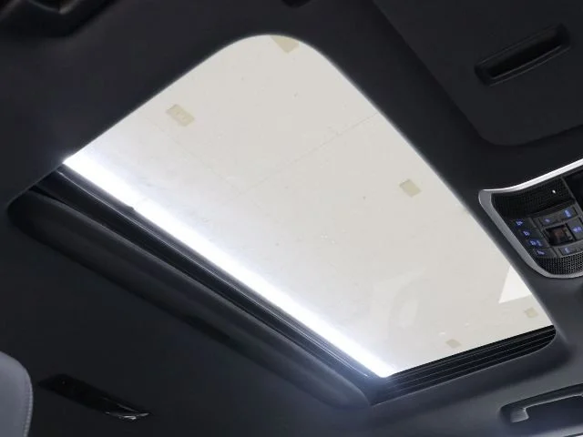 Toyota LANDCRUISER wagon ZX photo 3