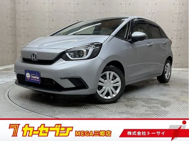 Honda FIT e:HEV ベーシック 2021