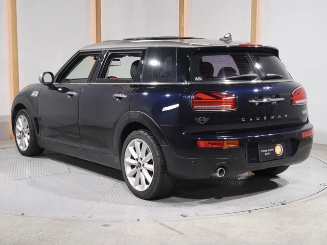 Bmw MINI COOPER D CLUBMAN ベースグレード photo 2