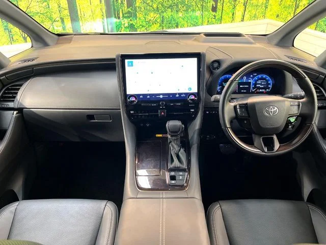 Toyota ALPHARD Z photo 2