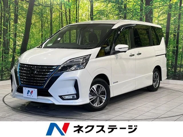 Nissan SERENA WG e−POWER　ハイウェイスター　V 2022