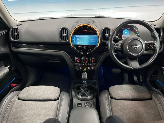 Bmw MINI COOPER S E CROSSOVER オール4 photo 2