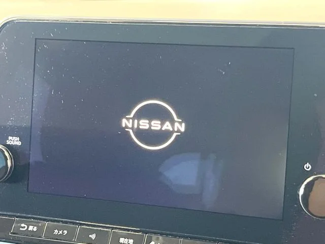 Nissan AURA G photo 3