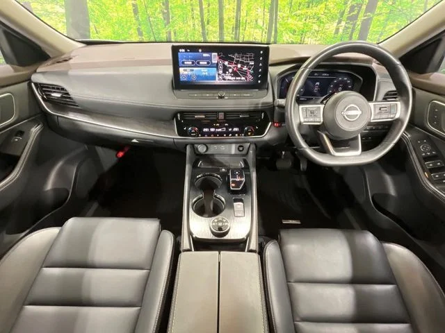 Nissan X-TRAIL HYBRID 4WD G　e−4ORCE photo 2
