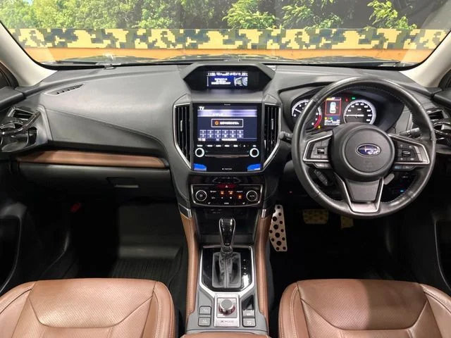 Subaru FORESTER アドバンス photo 2
