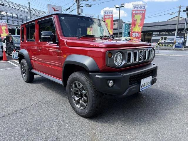 Suzuki JIMNY NOMADE FC 2025