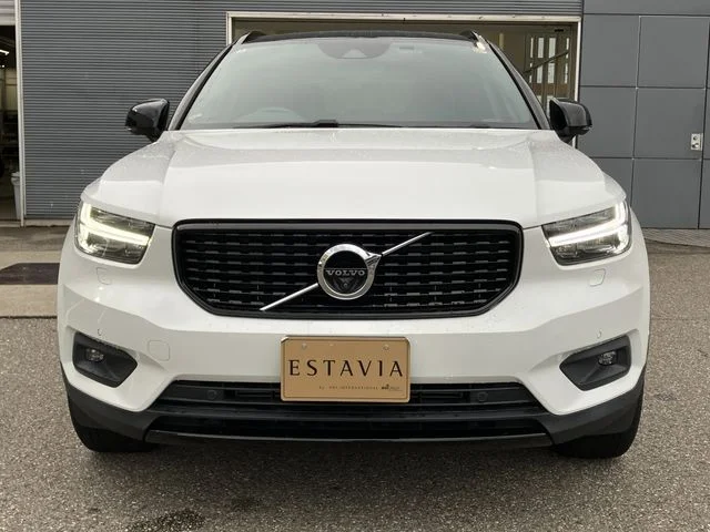 Volvo VOLVO XC40 T4　AWD　Rデザイン photo 4