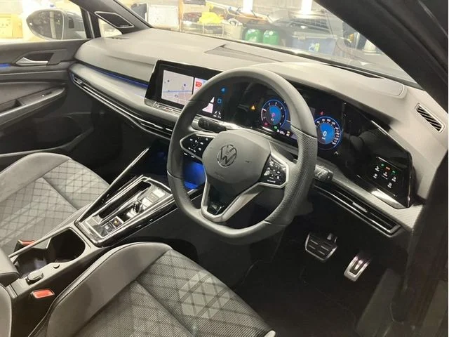 Volkswagen VOLKSWAGEN GOLF VARIANT TDI　Rライン photo 2