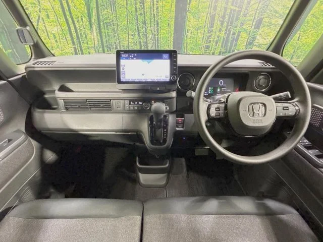 Honda N BOX ベースグレード photo 2