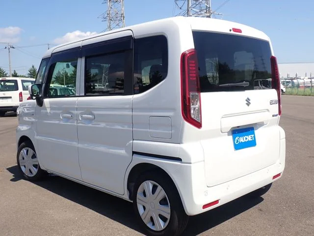 Suzuki Spacia ハイブリッドX photo 3