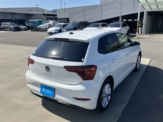 Volkswagen VOLKSWAGEN POLO TSI　スタイル photo 3