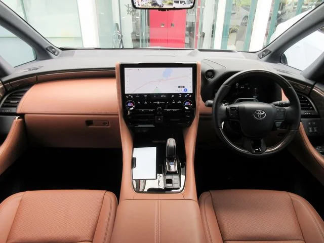 Toyota VELLFIRE HYBRID エグゼクティブラウンジ photo 2