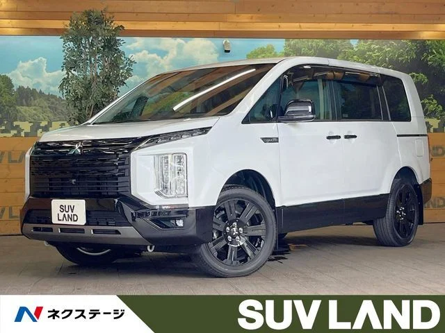 Mitsubishi DELICA D:5 4WD シャモニー 2025