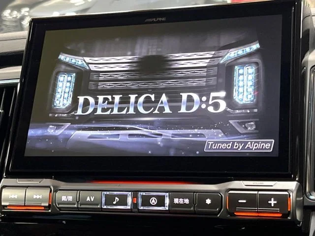 Mitsubishi DELICA D:5 4WD ブラックエディション photo 4