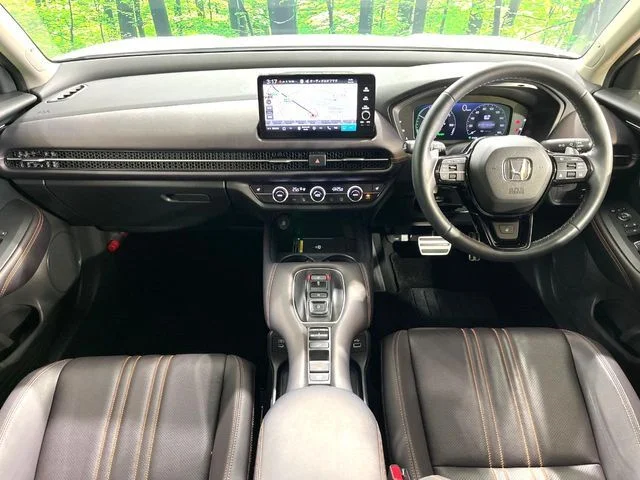 Honda ZR-V e:HEV Z photo 3