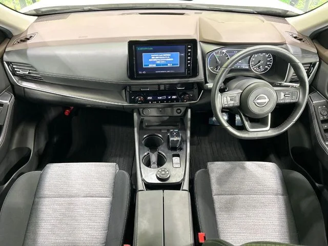 Nissan X-TRAIL HYBRID 4WD S　e−4ORCE photo 2