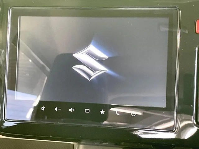 Suzuki Spacia GEAR ハイブリッドXZ photo 4