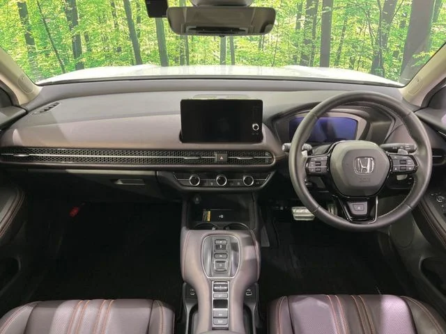 Honda ZR-V e:HEV Z photo 2