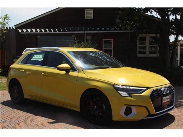Audi AUDI A3 SPORTBACK 30　TFSI 2021